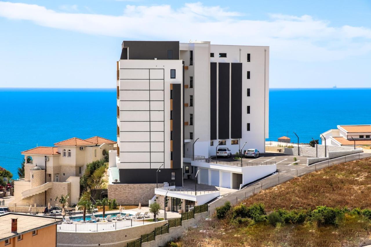 Eagles Apartments & Suites Улцин Екстериор снимка