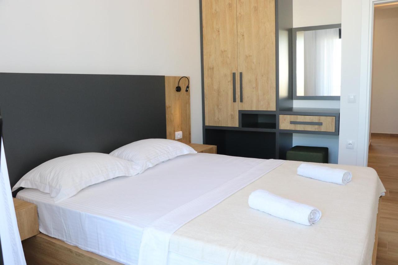 Eagles Apartments & Suites Улцин Екстериор снимка