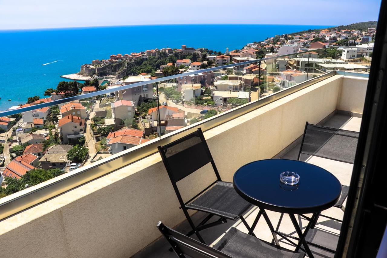 Eagles Apartments & Suites Улцин Екстериор снимка